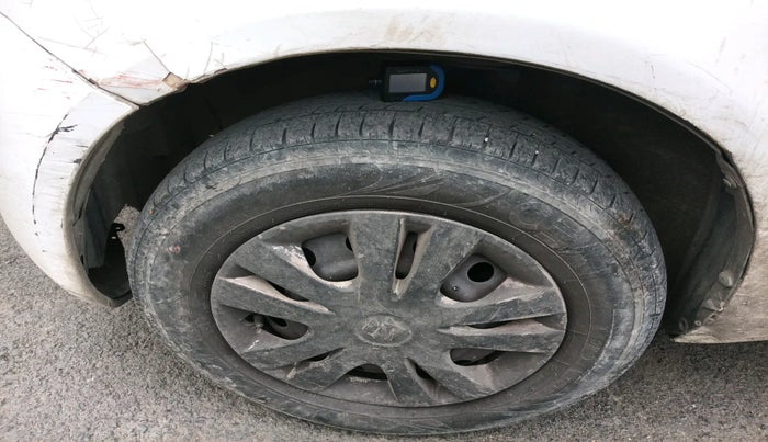 2010 Maruti Ritz LXI, Petrol, Manual, 89,065 km, tyre