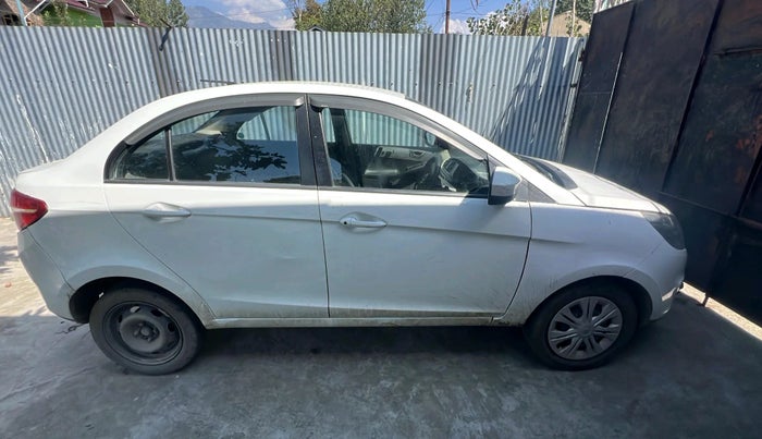 2016 Tata Zest XE 75PS DIESEL, Diesel, Manual, 1,26,549 km, tyre