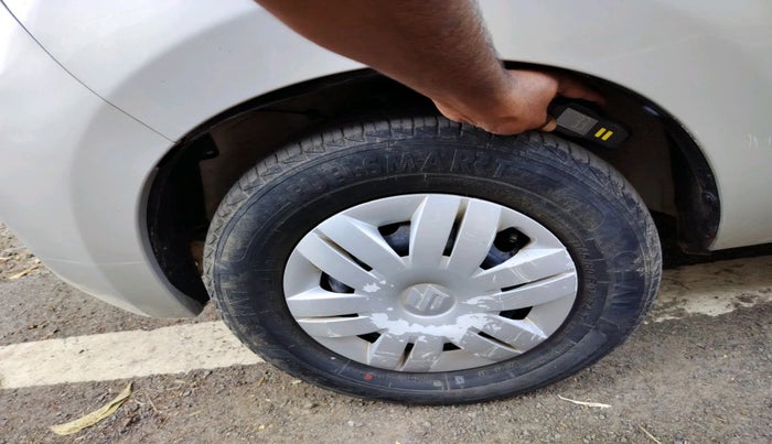 2020 Maruti Alto VXI, Petrol, Manual, 28,096 km, tyre