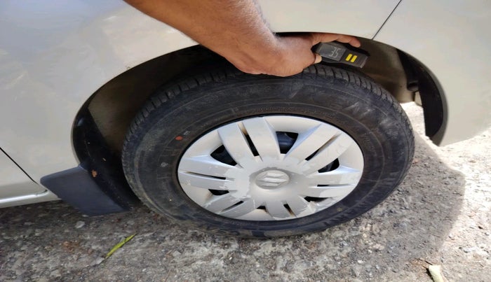 2020 Maruti Alto VXI, Petrol, Manual, 28,096 km, tyre
