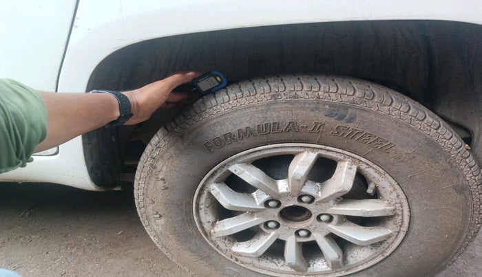 2016 Mahindra TUV300 T8, Diesel, Manual, 67,560 km, tyre