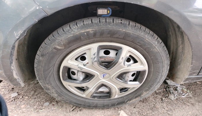 2021 Tata ALTROZ XE PETROL, Petrol, Manual, 68,181 km, tyre