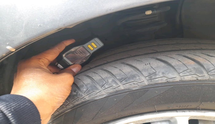 2020 Maruti IGNIS SIGMA 1.2, Petrol, Manual, 1,18,776 km, tyre