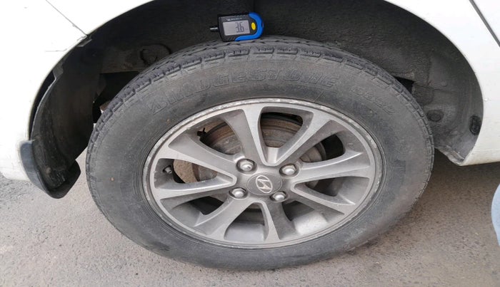 2014 Hyundai Grand i10 MAGNA 1.1 CRDI, Diesel, Manual, 1,01,948 km, tyre