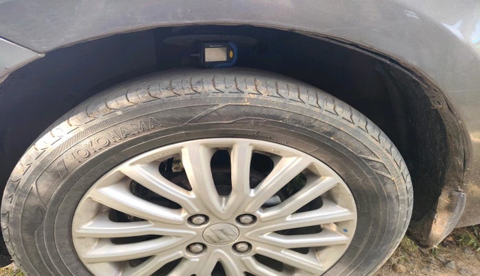 2017 Maruti Dzire ZDI AMT, Diesel, Automatic, 1,16,063 km, tyre