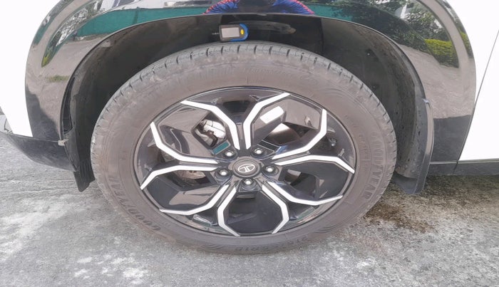 2024 Tata Curvv Accomplished S 1.2 Petrol 7DCA, Petrol, Automatic, 19,200 km, tyre