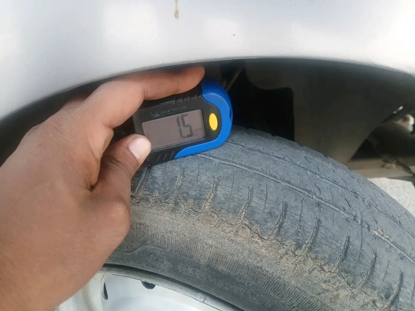 2011 Tata Nano LX, Petrol, Manual, 68,197 km, tyre