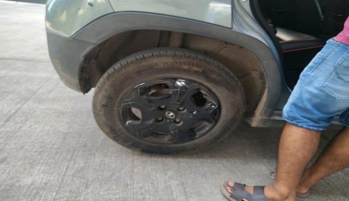 2021 Tata PUNCH ACCOMPLISHED MT, Petrol, Manual, 84,777 km, tyre