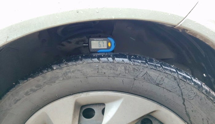 2015 Honda Amaze 1.5L I-DTEC S, Diesel, Manual, 91,315 km, tyre