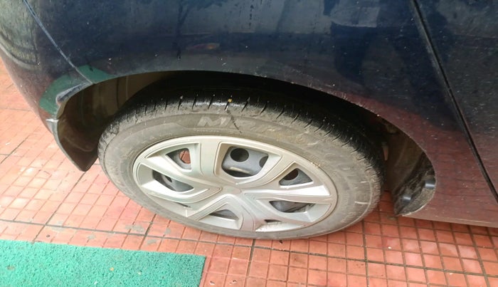 2024 Tata ALTROZ XTA, Petrol, Automatic, 13,797 km, tyre