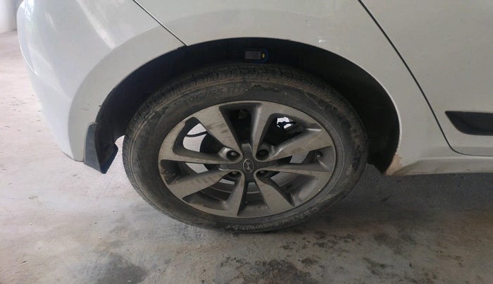 2015 Hyundai Elite i20 ASTA 1.2, Petrol, Manual, 1,51,524 km, tyre