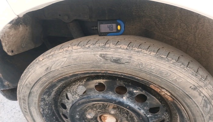 2017 Maruti Wagon R 1.0 VXI, Petrol, Manual, 27,381 km, tyre