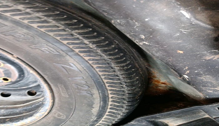 2020 Maruti Swift VXI, Petrol, Manual, 54,938 km, tyre