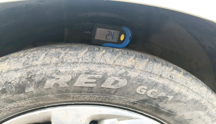 2024 Maruti Swift VXI CNG, Petrol, Manual, 25,214 km, tyre