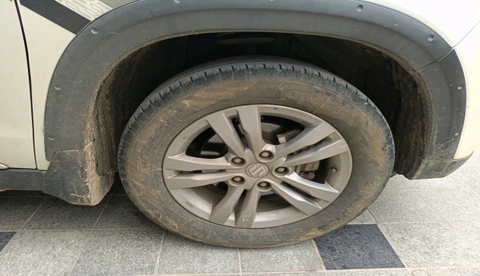 2017 Maruti Vitara Brezza ZDI, Diesel, Manual, 46,982 km, tyre