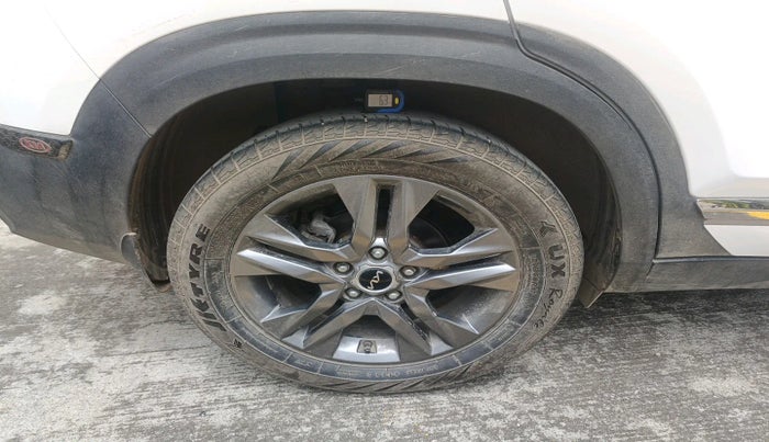 2021 KIA SELTOS HTX 1.5 PETROL, Petrol, Manual, 10,001 km, tyre