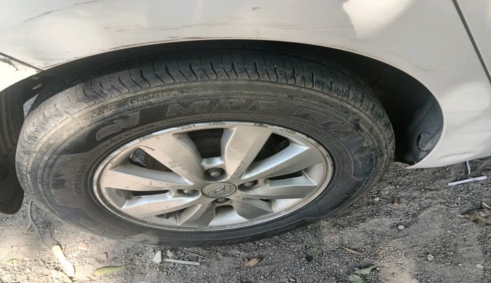 2012 Hyundai i20 SPORTZ 1.2, Petrol, Manual, 88,089 km, tyre