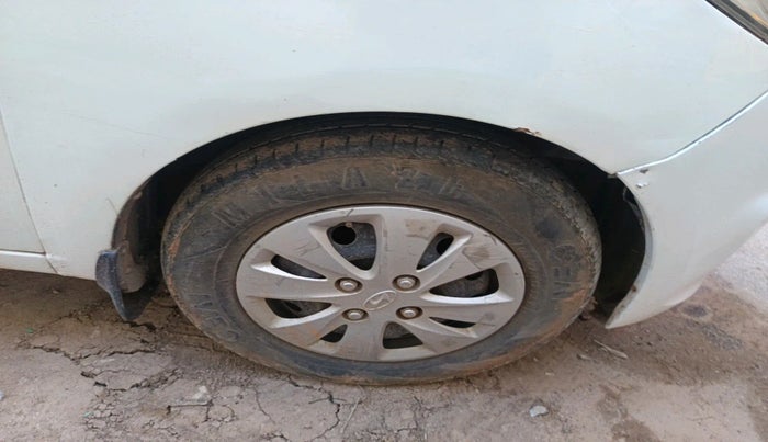2010 Hyundai i10 ASTA 1.2, Petrol, Manual, 1,15,069 km, tyre