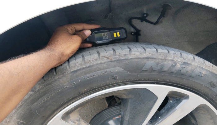 2023 Tata ALTROZ XM PLUS CNG, Petrol, Manual, 35,303 km, tyre