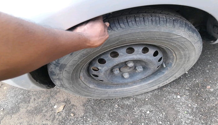 2011 Hyundai i20 MAGNA 1.4 CRDI, Diesel, Manual, 1,15,095 km, tyre