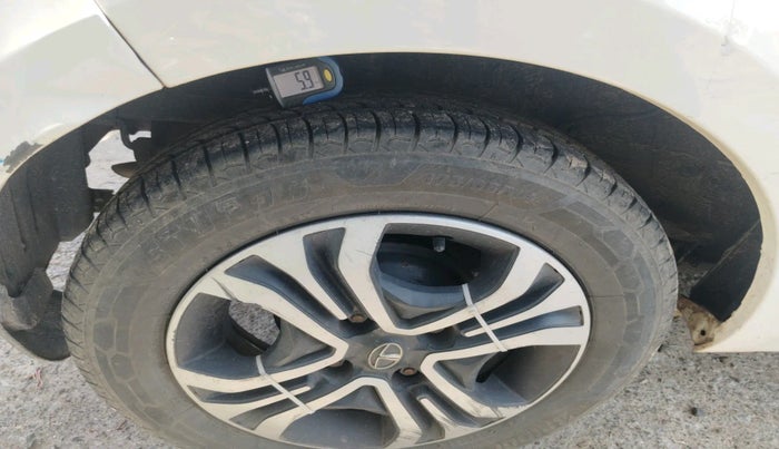 2021 Tata Tiago XZA PETROL, Petrol, Automatic, 1,26,450 km, tyre