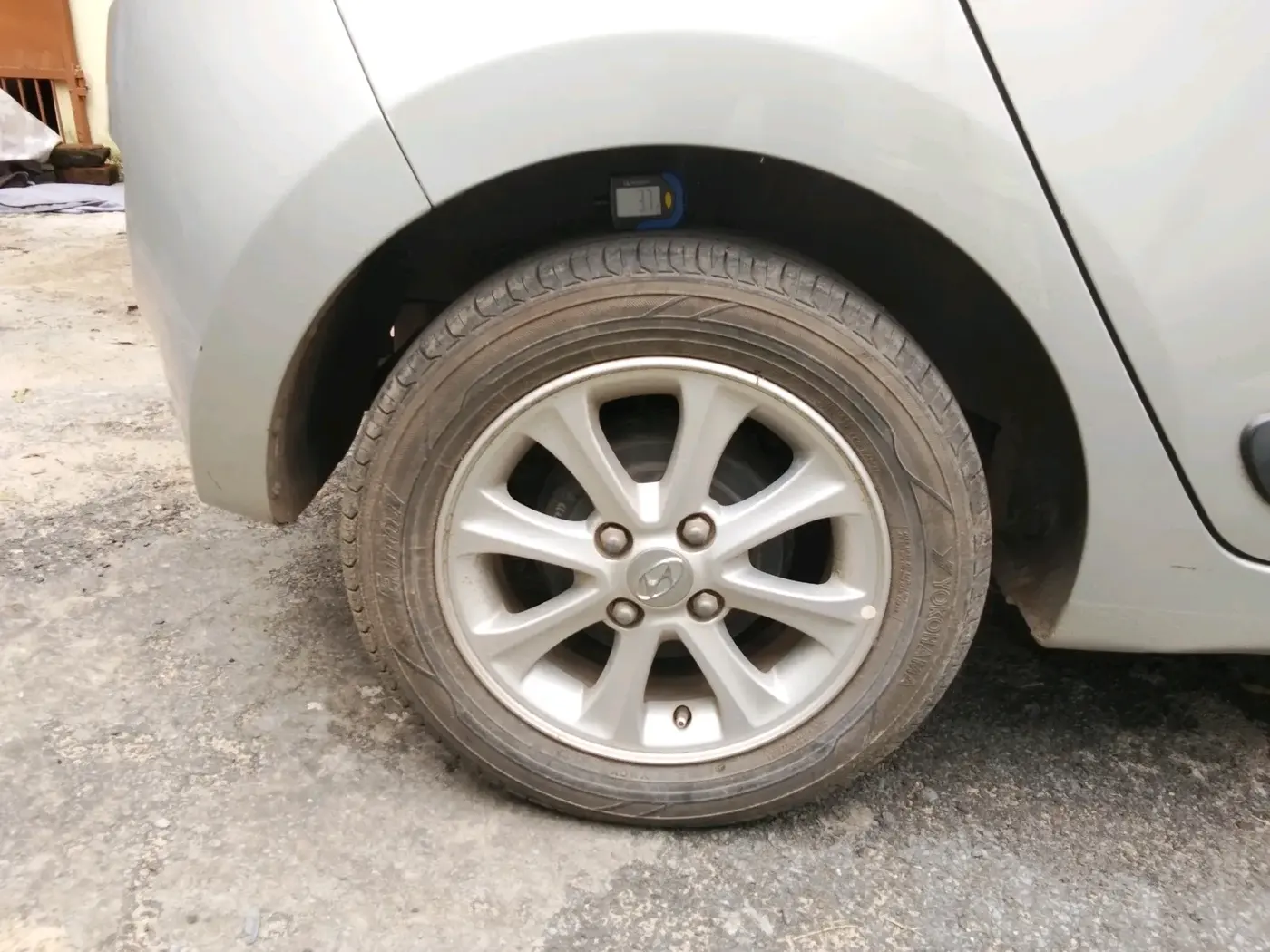 2015 Hyundai Grand i10 ASTA AT 1.2 KAPPA VTVT, Petrol, Automatic, 62,845 km, tyre