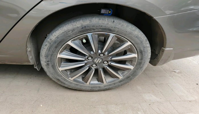 2019 Maruti Ciaz ALPHA 1.5 SHVS PETROL, Petrol, Manual, 96,191 km, tyre