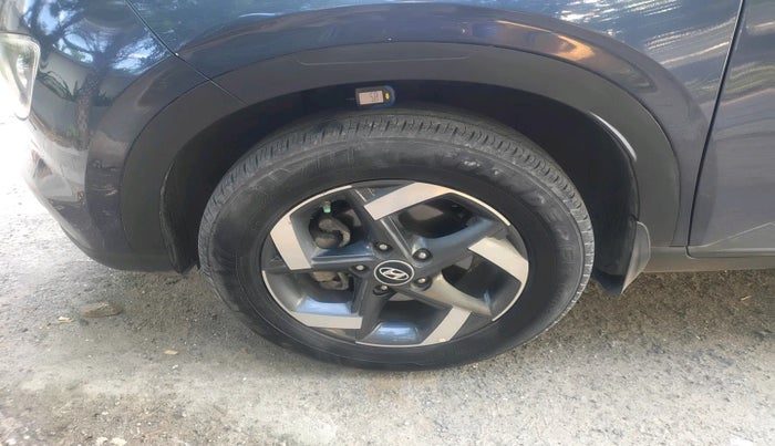 2021 Hyundai VENUE SX 1.0 TURBO, Petrol, Manual, 53,980 km, tyre