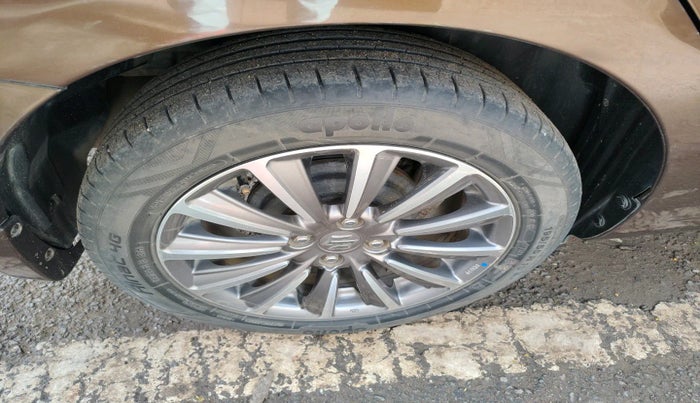 2018 Maruti Ciaz ALPHA 1.5 SHVS PETROL, Petrol, Manual, 50,957 km, tyre