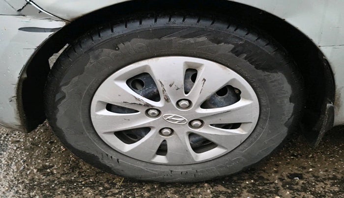 2011 Hyundai i10 MAGNA 1.2, Petrol, Manual, 49,633 km, tyre