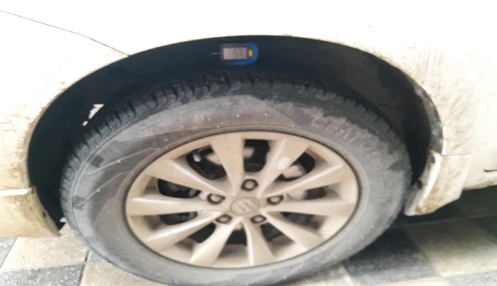 2014 Maruti Ertiga VDI, Diesel, Manual, 1,68,058 km, tyre
