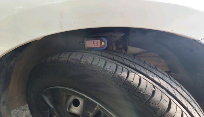 2021 Maruti Swift LXI, Petrol, Manual, 40,099 km, tyre