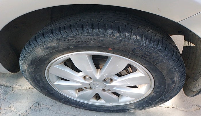 2013 Hyundai i20 SPORTZ 1.2, Petrol, Manual, 95,612 km, tyre