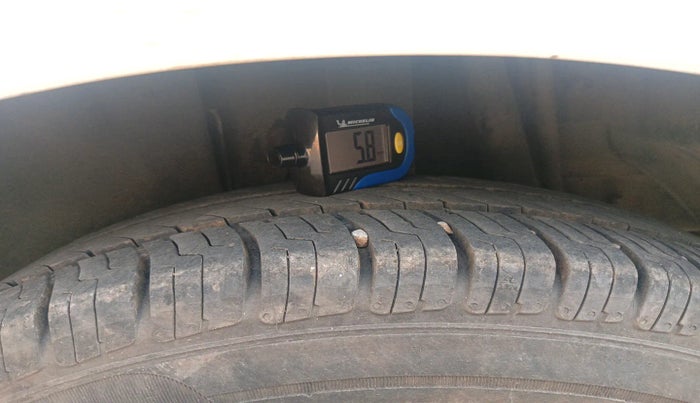 2014 Tata Indica Vista VX QUADRAJET, Diesel, Manual, 1,30,028 km, tyre