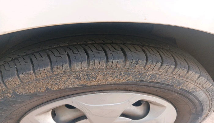 2014 Tata Indica Vista VX QUADRAJET, Diesel, Manual, 1,30,028 km, tyre