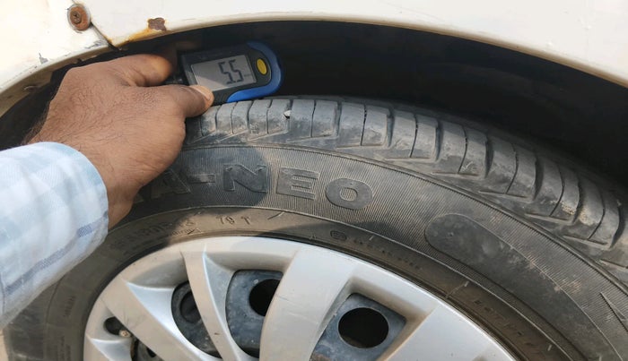 2013 Hyundai i10 MAGNA 1.1, Petrol, Manual, 58,954 km, tyre