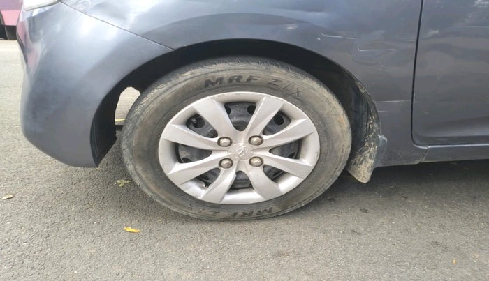 2011 Hyundai Eon MAGNA, Petrol, Manual, 98,553 km, tyre