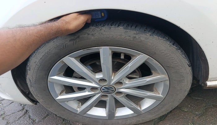 2017 Volkswagen Polo GT TSI AT, Petrol, Automatic, 80,135 km, tyre