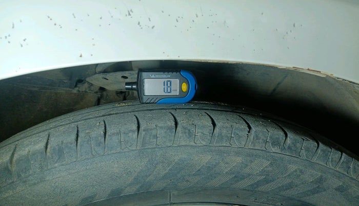 2010 Honda City 1.5L I-VTEC V MT, Petrol, Manual, 1,60,776 km, tyre