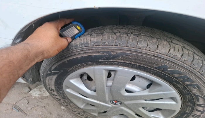 2011 Maruti Wagon R 1.0 LXI CNG, Petrol, Manual, 2,61,809 km, tyre