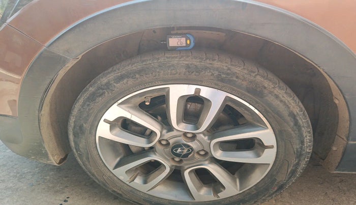 2015 Hyundai i20 Active 1.2 SX, Petrol, Manual, 99,814 km, tyre