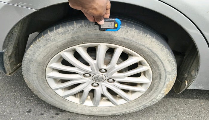 2020 Maruti Dzire ZXI, Petrol, Manual, 54,671 km, tyre