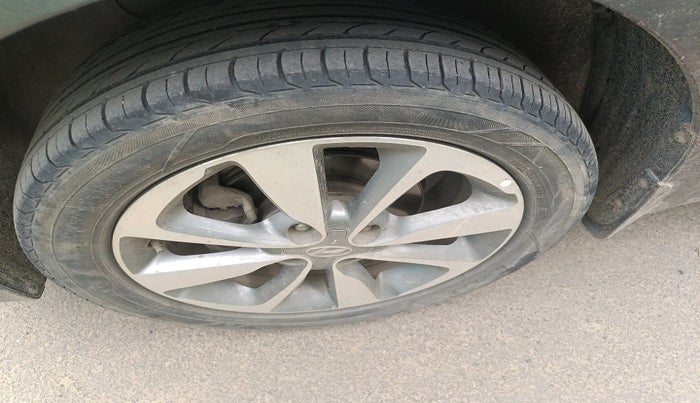 2014 Hyundai Elite i20 SPORTZ 1.2, Petrol, Manual, 96,301 km, tyre
