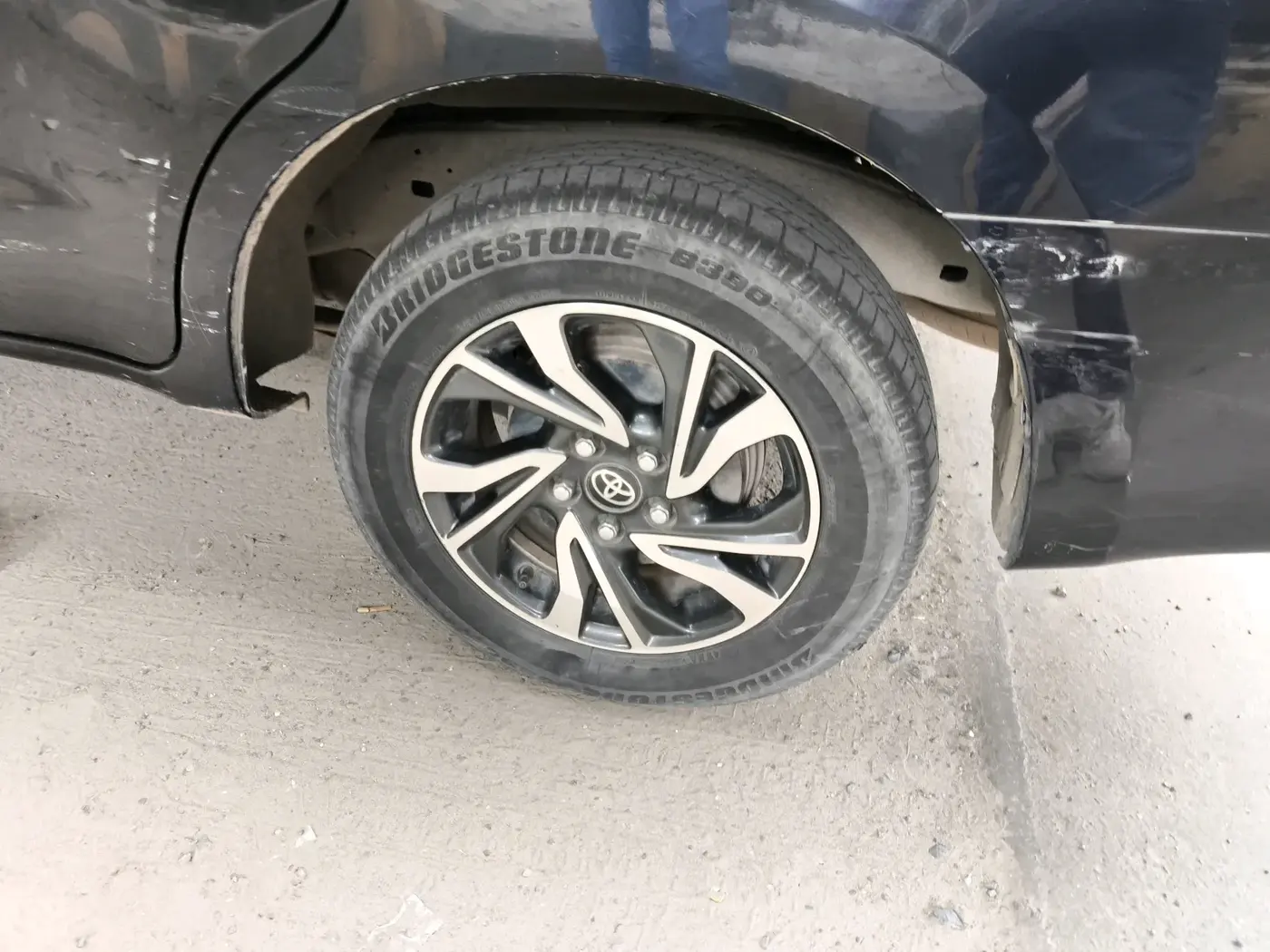 2021 Toyota Innova Crysta 2.7 GX AT 7 STR, Petrol, Automatic, 61,938 km, tyre