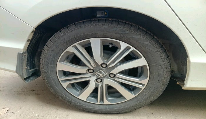 2019 Honda City 1.5L I-VTE V CVT, Petrol, Automatic, 72,314 km, tyre