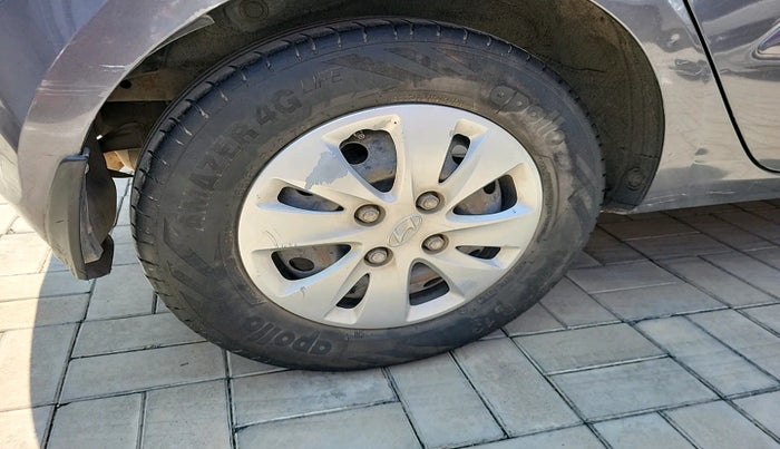 2010 Hyundai i10 SPORTZ 1.2, Petrol, Manual, 70,556 km, tyre