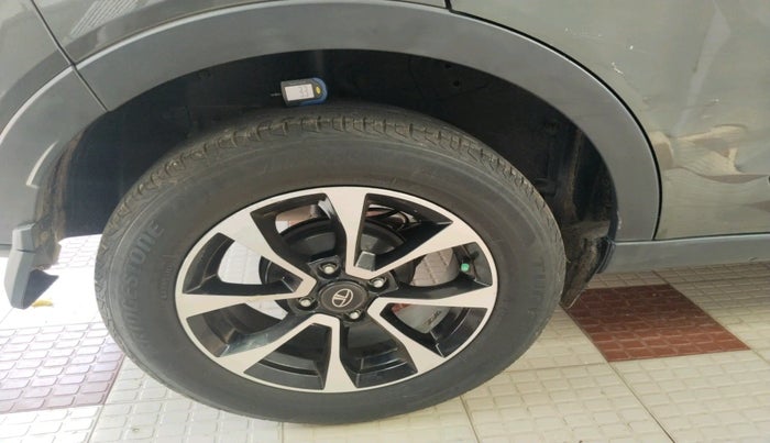 2020 Tata NEXON XZ PLUS PETROL, Petrol, Manual, 69,131 km, tyre