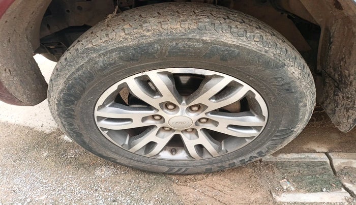 2018 Ford Endeavour TITANIUM 3.2 4X4 AT, Diesel, Automatic, 77,194 km, tyre