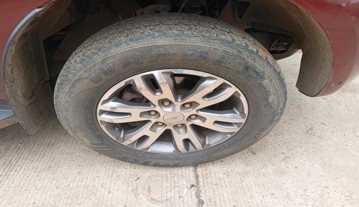 2018 Ford Endeavour TITANIUM 3.2 4X4 AT, Diesel, Automatic, 77,194 km, tyre