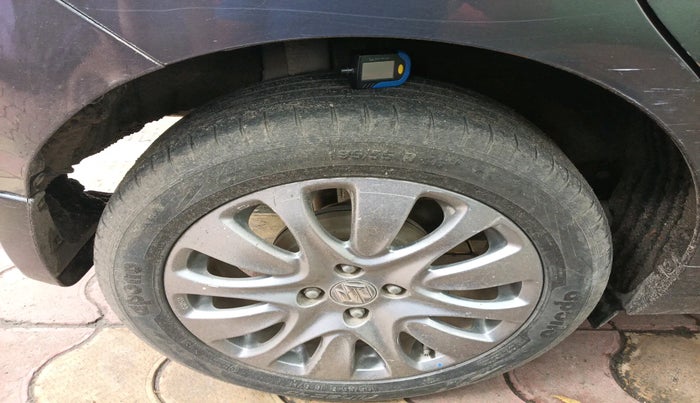 2017 Maruti Baleno ALPHA PETROL 1.2, Petrol, Manual, 1,11,356 km, tyre